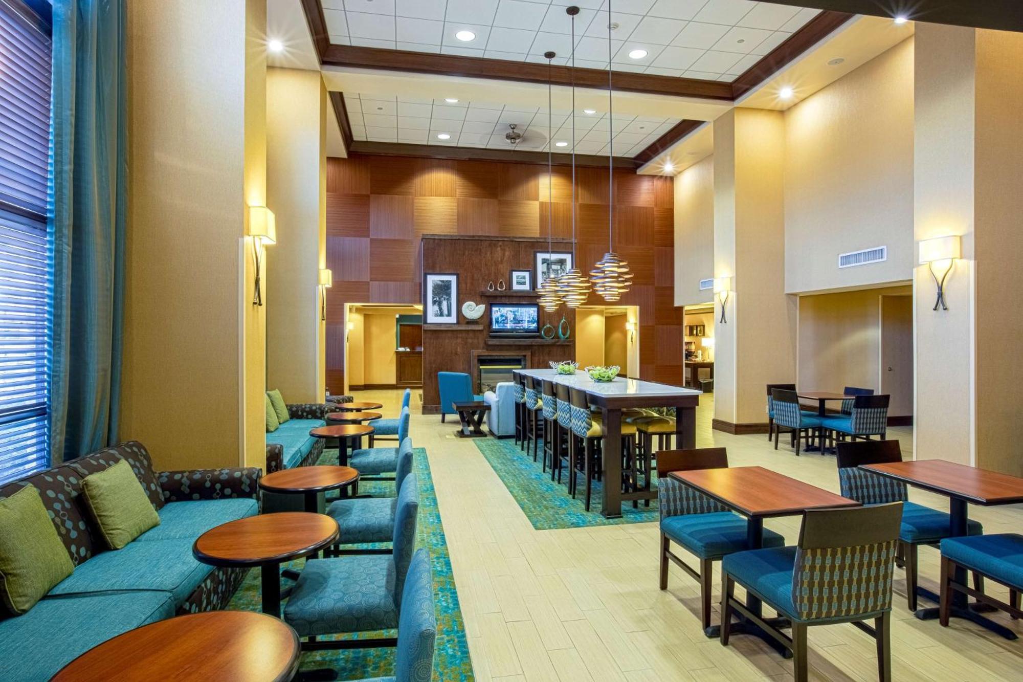 Hampton Inn & Suites Sacramento-Elk Grove Laguna I-5 Exterior foto